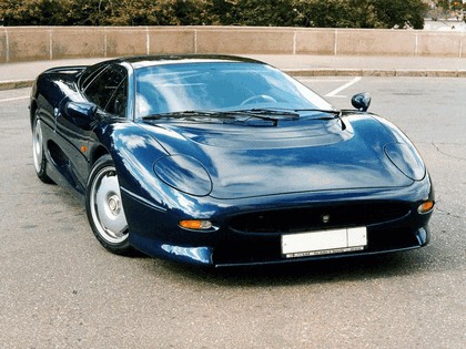 1989 Jaguar XJ220 10