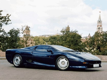 1989 Jaguar XJ220 12