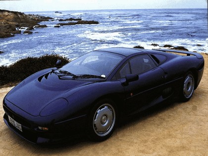 1989 Jaguar XJ220 15