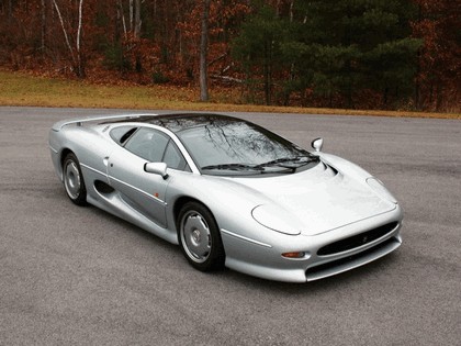 1989 Jaguar XJ220 19