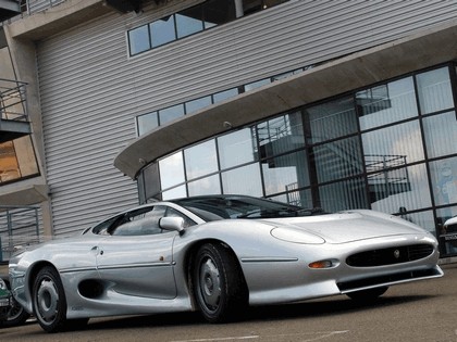 1989 Jaguar XJ220 52