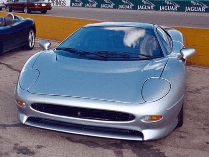 1989 Jaguar XJ220 53