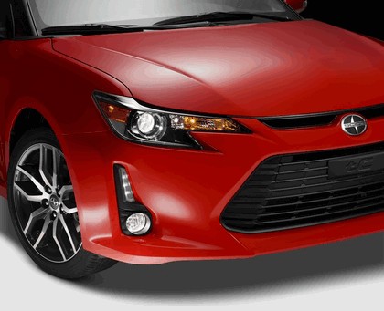 2014 Scion tC 9