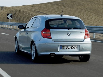 2007 BMW 120i 3-door 18