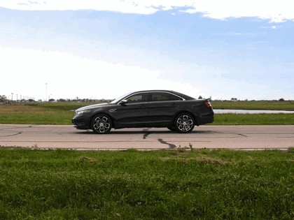 2013 Ford Taurus SHO by Hennessey 4