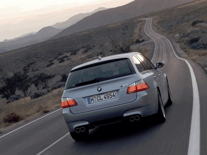 2007 BMW M5 touring 10