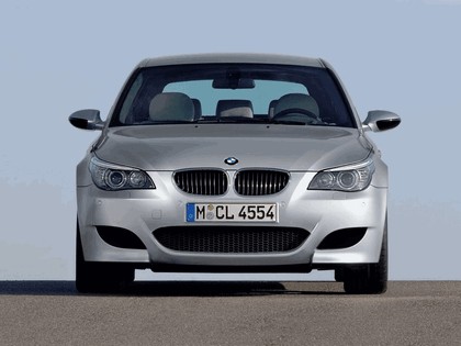 2007 BMW M5 touring 23