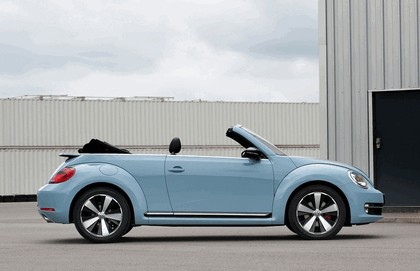 2013 Volkswagen Beetle cabriolet sport - UK version 5