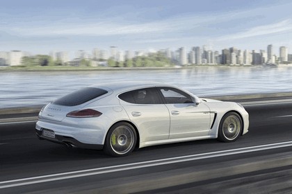 2013 Porsche Panamera S E-Hybrid 2