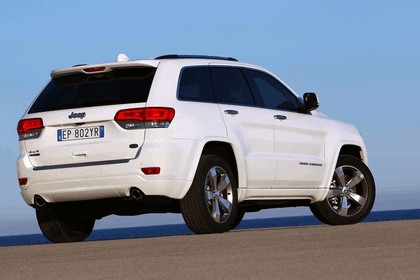 2013 Jeep Grand Cherokee Overland - Europe version 2