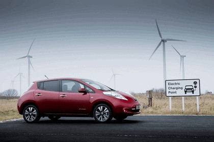 2014 Nissan Leaf 16