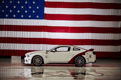 2013 Ford Mustang GT - U.S. Air Force Thunderbirds edition 7