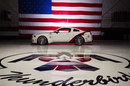 2013 Ford Mustang GT - U.S. Air Force Thunderbirds edition 9