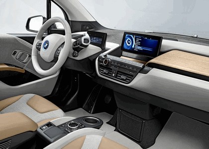 2013 BMW i3 104