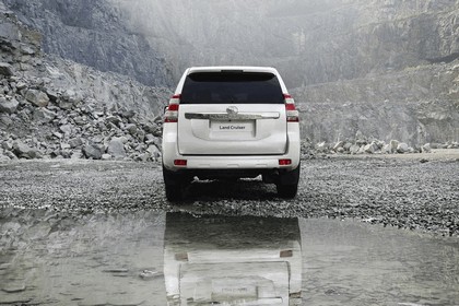 2014 Toyota Land Cruiser 20