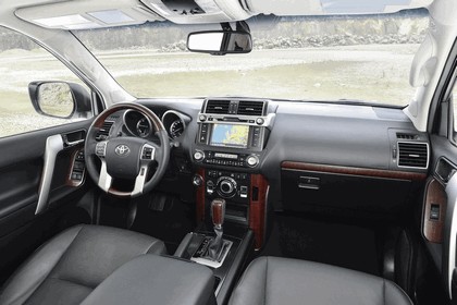 2014 Toyota Land Cruiser 65