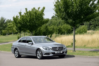 2013 Mercedes-Benz E220 CDI - UK version 10