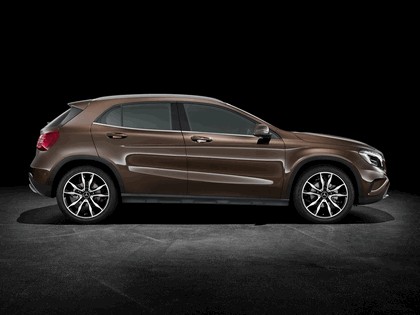 2014 Mercedes-Benz GLA-klasse 2