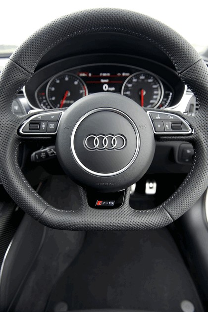 2013 Audi RS6 Avant - UK version 37