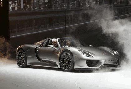 2014 Porsche 918 Spyder 4