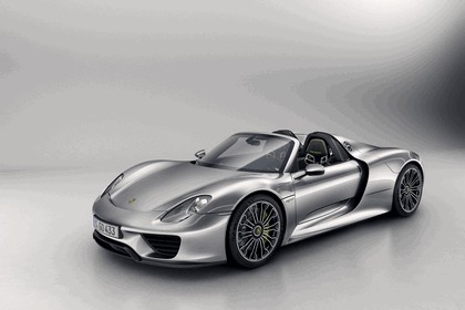 2014 Porsche 918 Spyder 11