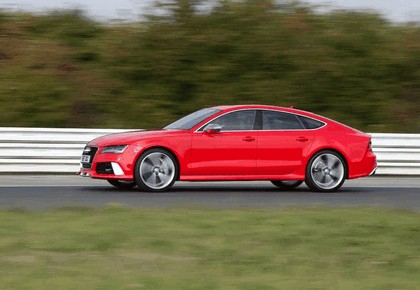 2013 Audi RS7 - UK version 31