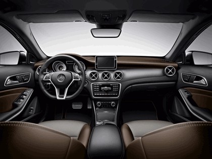 2013 Mercedes-Benz GLA ( X156 ) Edition 1 8