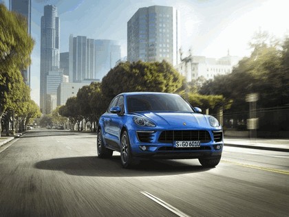 2014 Porsche Macan S 2