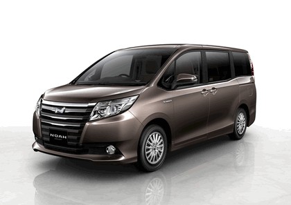 2013 Toyota Noah concept 1