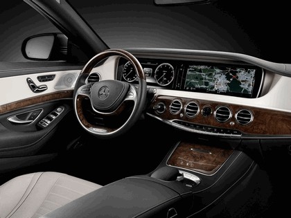 2013 Mercedes-Benz S500 ( W222 ) AMG Sports Package 11