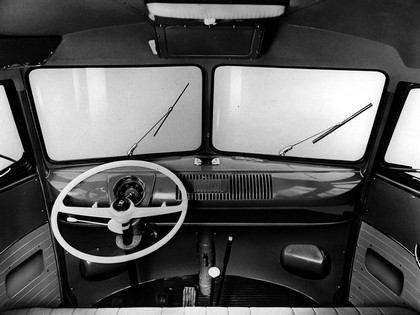 1951 Volkswagen T1 Deluxe Samba Bus 21