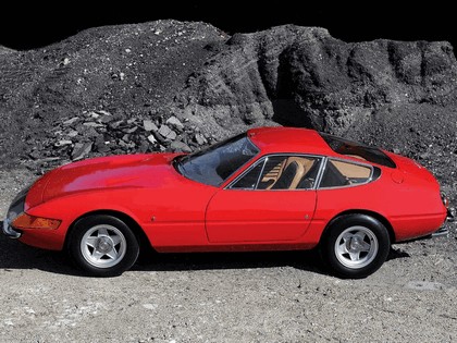 1968 Ferrari GTB-4 - UK version 2