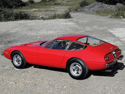 1968 Ferrari GTB-4 - UK version 3