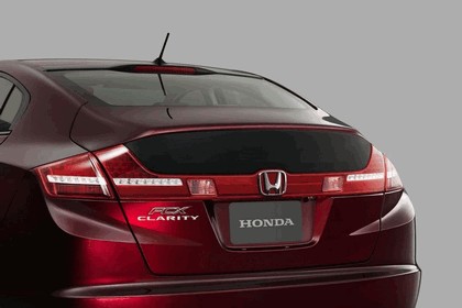 2007 Honda FCX Clarity 22