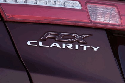 2007 Honda FCX Clarity 32