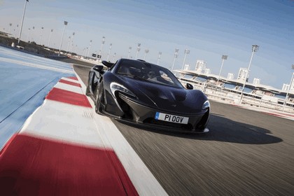 2014 McLaren P1 - Bahrain test 13