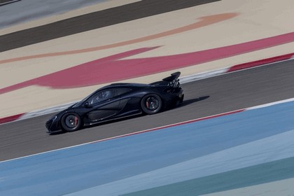 2014 McLaren P1 - Bahrain test 14