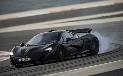 2014 McLaren P1 - Bahrain test 18