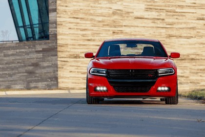 2015 Dodge Charger 2