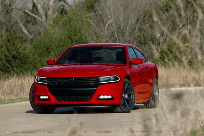 2015 Dodge Charger 4