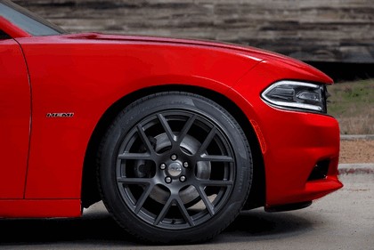 2015 Dodge Charger 27