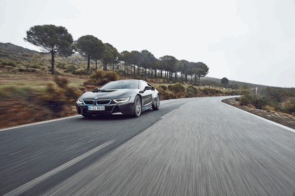 2015 BMW i8 2