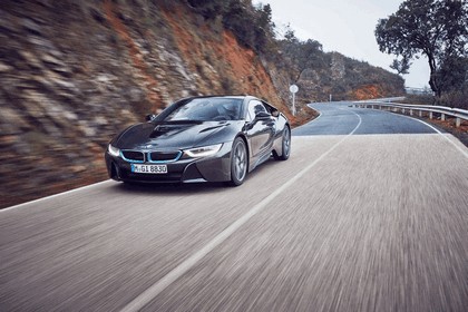 2015 BMW i8 9