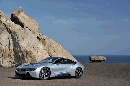 2015 BMW i8 53