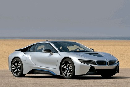 2015 BMW i8 57