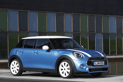 2014 Mini Cooper S 5-door 18