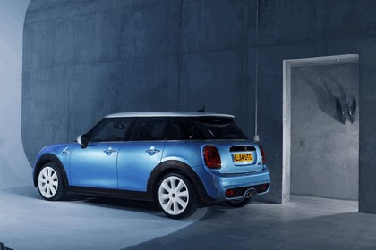 2014 Mini Cooper S 5-door 58