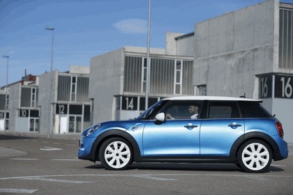 2014 Mini Cooper S 5-door 93