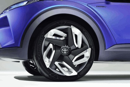 2014 Toyota C-HR concept 18