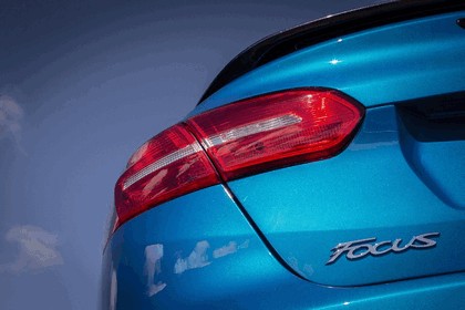 2014 Ford Focus sedan 19